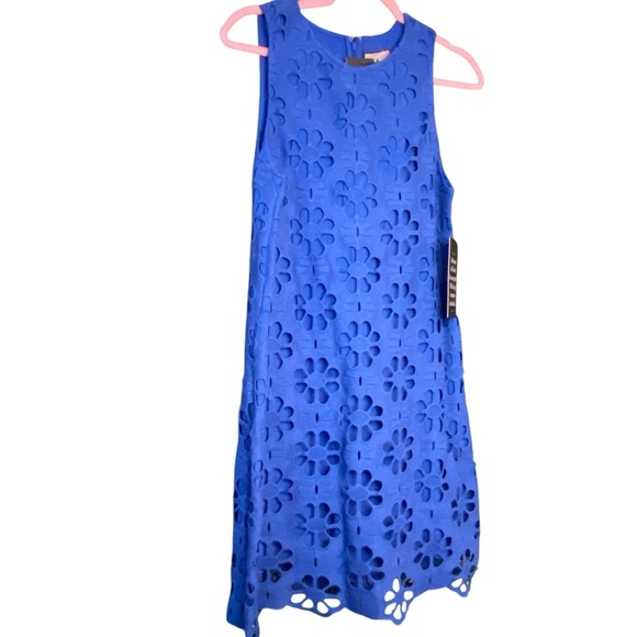 Tuckernuck Dresses & Skirts - T10 TUCKERNUCK Sapphire Blue Lace Marlowe Dress